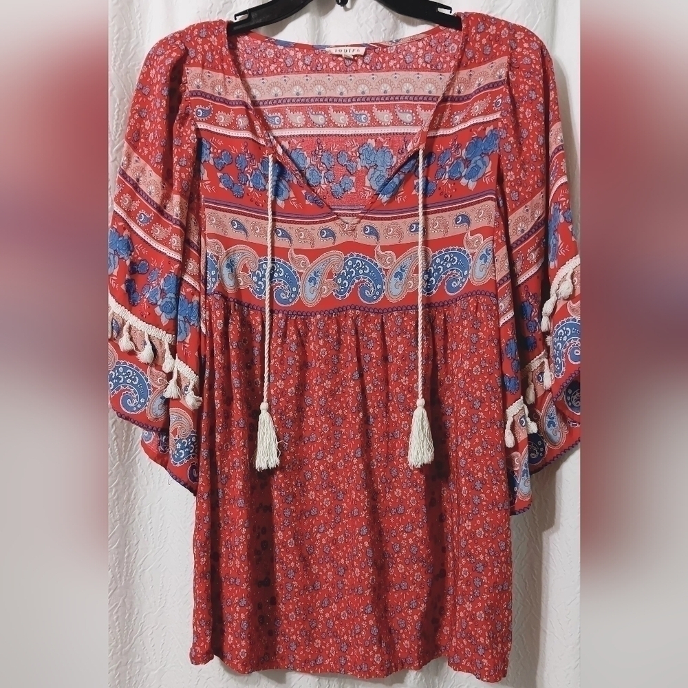 3 X$25. JODIFL RED FLORAL BLOUSE SIZE S
